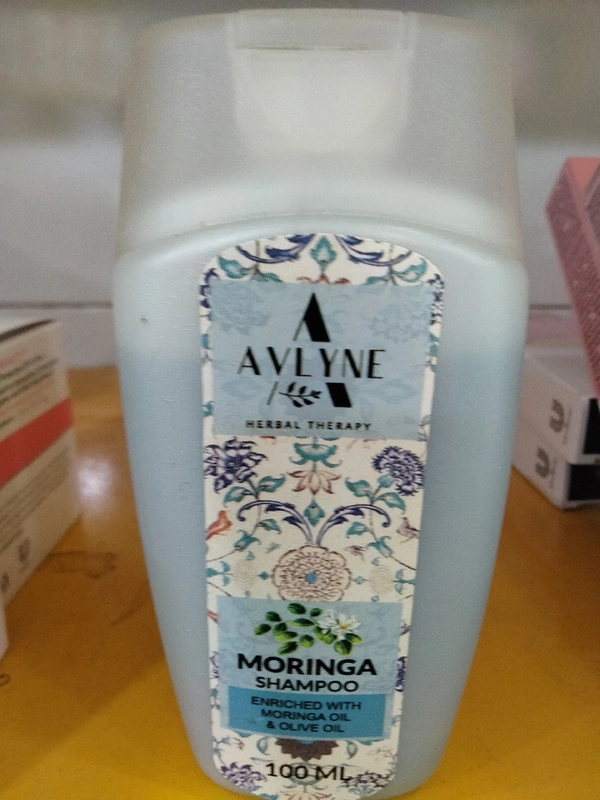 Avlyne Moringa Shampoo 