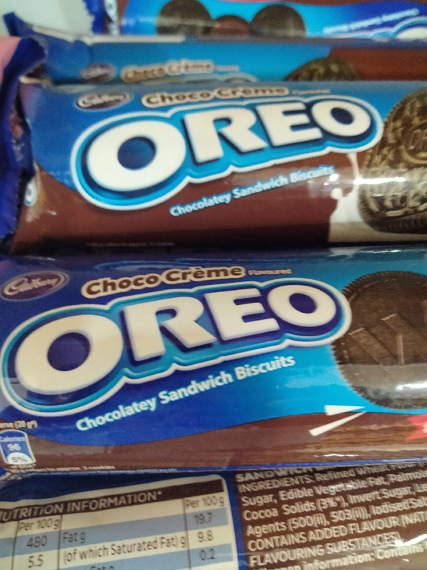 Cadbury Oreo Choco Creme