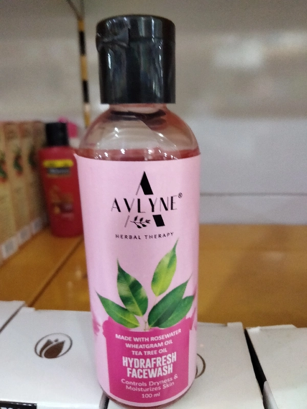 Avlyne Rose Face Wash