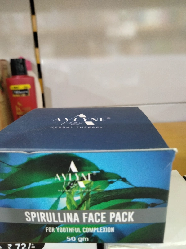 Avlyne Spirulina Face Pack