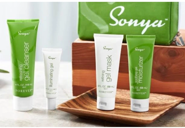 Sonya Refreshing Gel Cleanser - Japanese Laurel