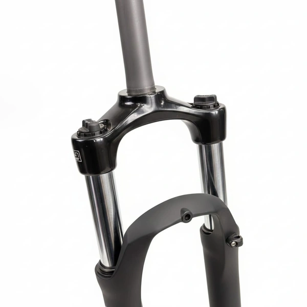 SR Santour XCT 30 Suspension Fork For Stunt Riding.