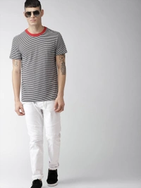 Black & White Striped Round Neck Tshirt - cotton, S