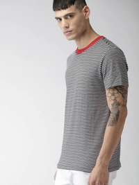 Black & White Striped Round Neck Tshirt - cotton, S