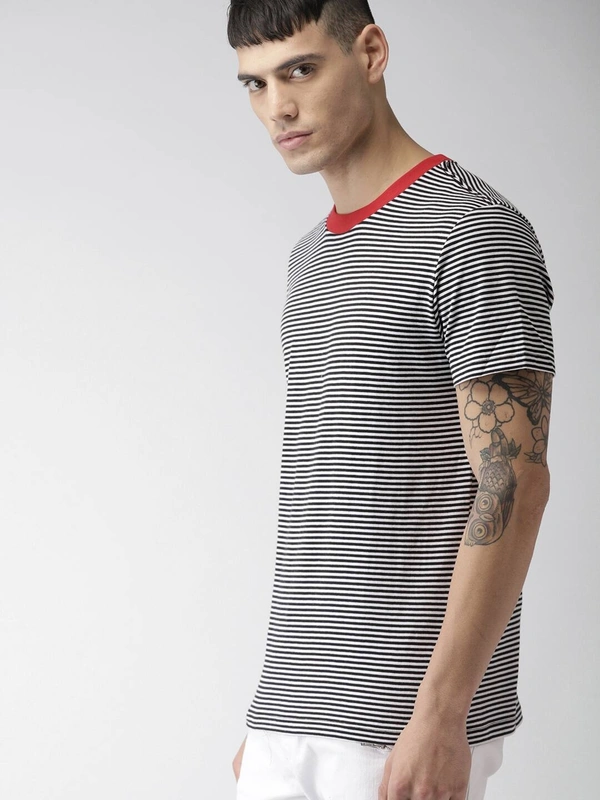 Black & White Striped Round Neck Tshirt - cotton, S