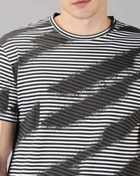 Striped Crew-Neck T-shirt - cotton, L (Chest Size: 42 in) 