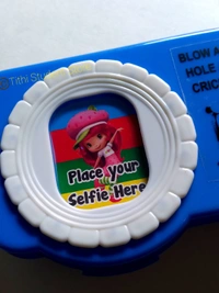 Game And Selfie Frame Plastic Pencil Box - Light Green