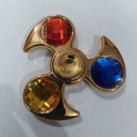 Golden Finish TRI Diamonds Deluxe Spinner - Silver