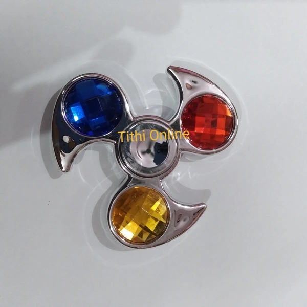 Golden Finish TRI Diamonds Deluxe Spinner - Silver
