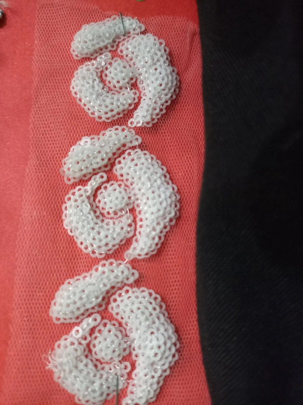 White Sequence Floral 9mtr