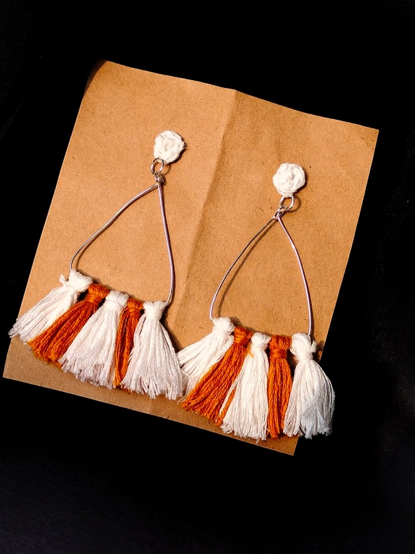 Thread Earing - mustard mix white 