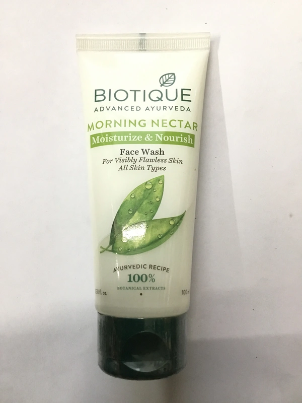 BIOTIQUE Morning Nectar Facewash