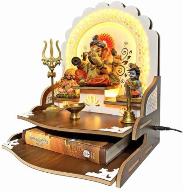 7CR 5 Star Quality Wooden Synagogue  - Brown