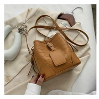 Structure Bucket Bag 