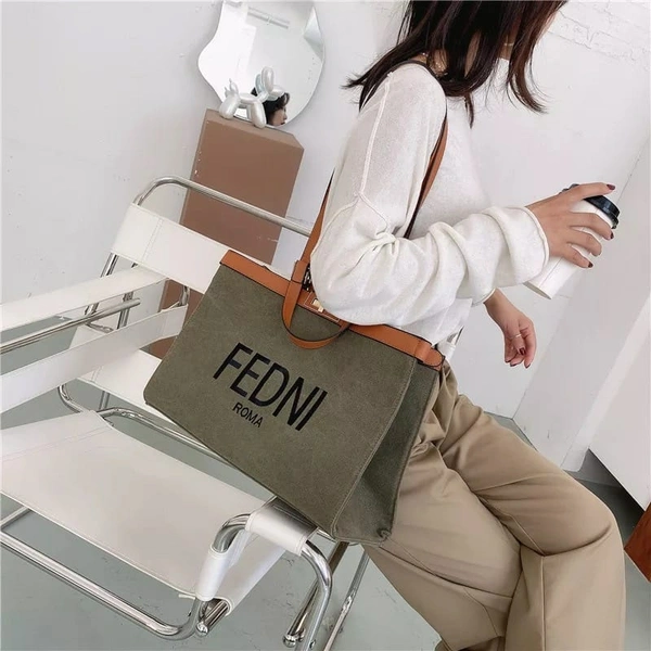 FENDI  ROMA  BAGS INCLUDESFENDI DUST BAG SAME AS ORIGINAL