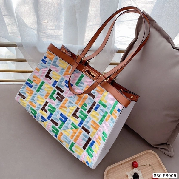 FENDI  ROMA  BAGS INCLUDESFENDI DUST BAG SAME AS ORIGINAL