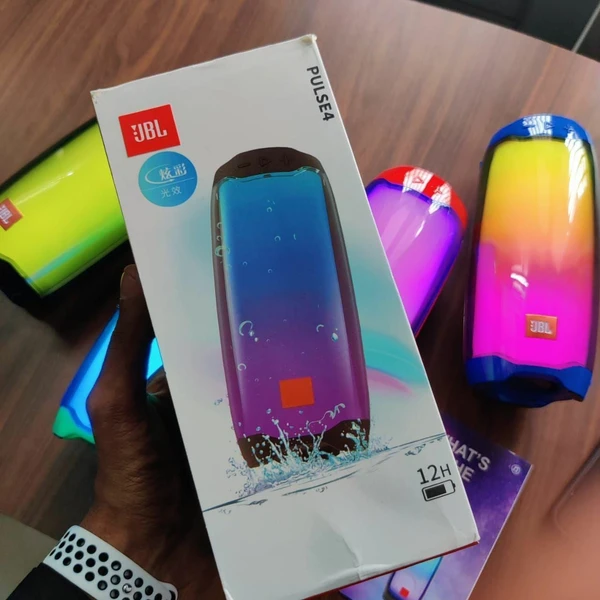 JBL PULSE 4 LED LIGHT SPEAKER