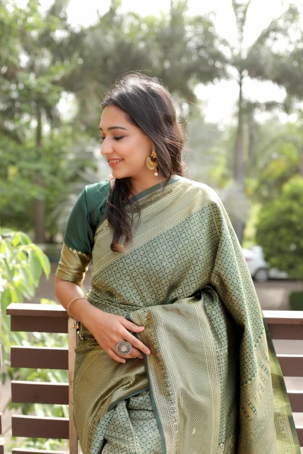 Bottel Green Kanjivaram Silk Saree