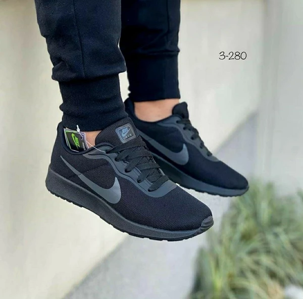 Casual Running Shoes - Black