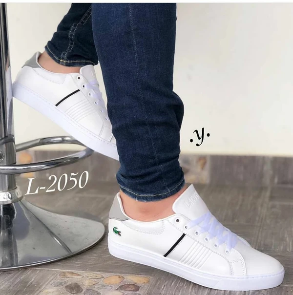 Sneakers  - 7