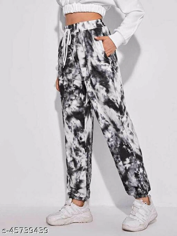 Women Joggers - 28, Black