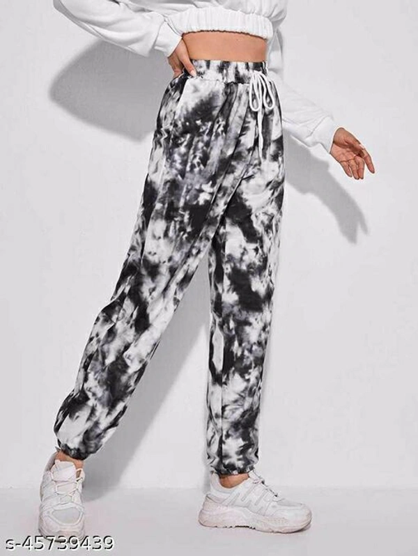 Women Joggers - 28, Black