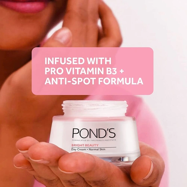 POND'S Bright Beauty Day Cream 35 g, Non-Oily, Mattifying Daily Face Moisturizer, SPF 15 - With Niacinamide to Lighten Dark Spots for Glowing Skin - 2-3 days on orders over ₹499 shipped by Selection House, 35 gm