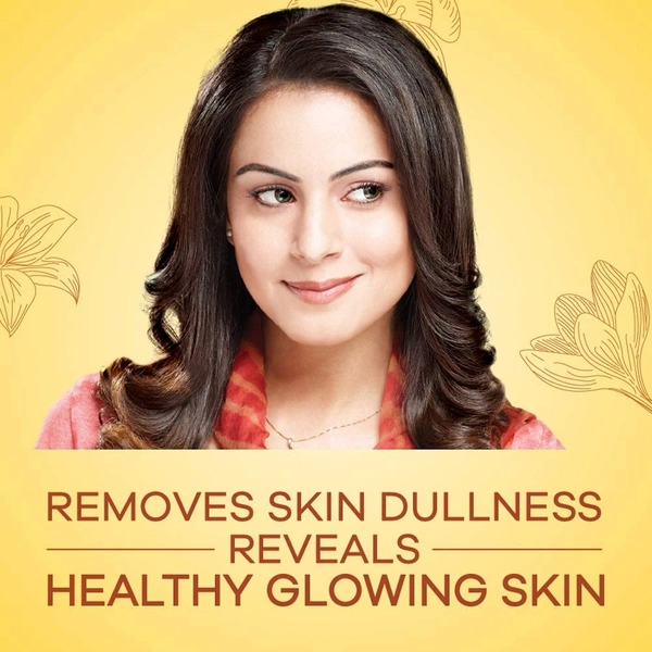Himalaya Natural Glow Kesar Face Wash - 100 gm, 2-3 days on orders over ₹499 shipped by Selection House