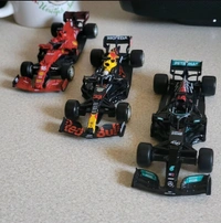 Bburago 1:43 2021 Red Bull RB16B Model Car - 11