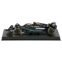 Bburago 1:43 2023 Mercedes W14 (Case + Helmet) - 44