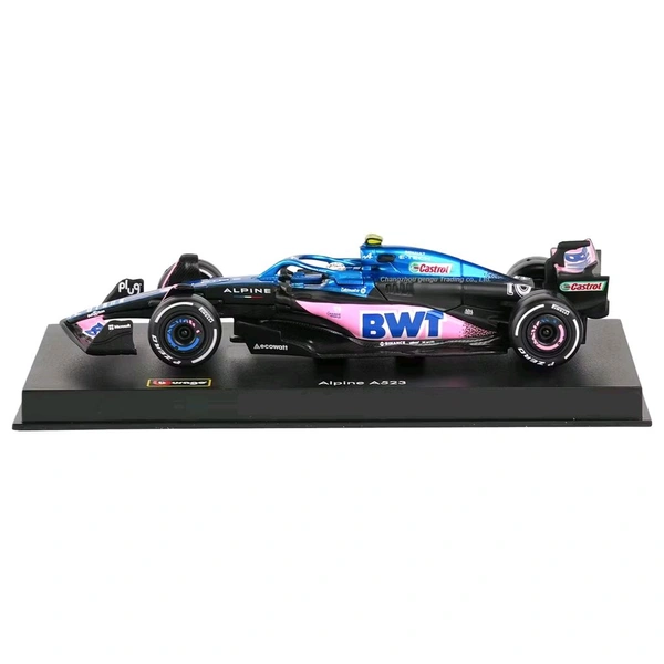 Bburago 1:43 2023 BWT Alpine A523 Model Car (Case + Helmet) - 31