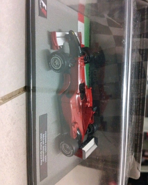 1:43 2001 Ferrari F2001 - Micheal Schumacher