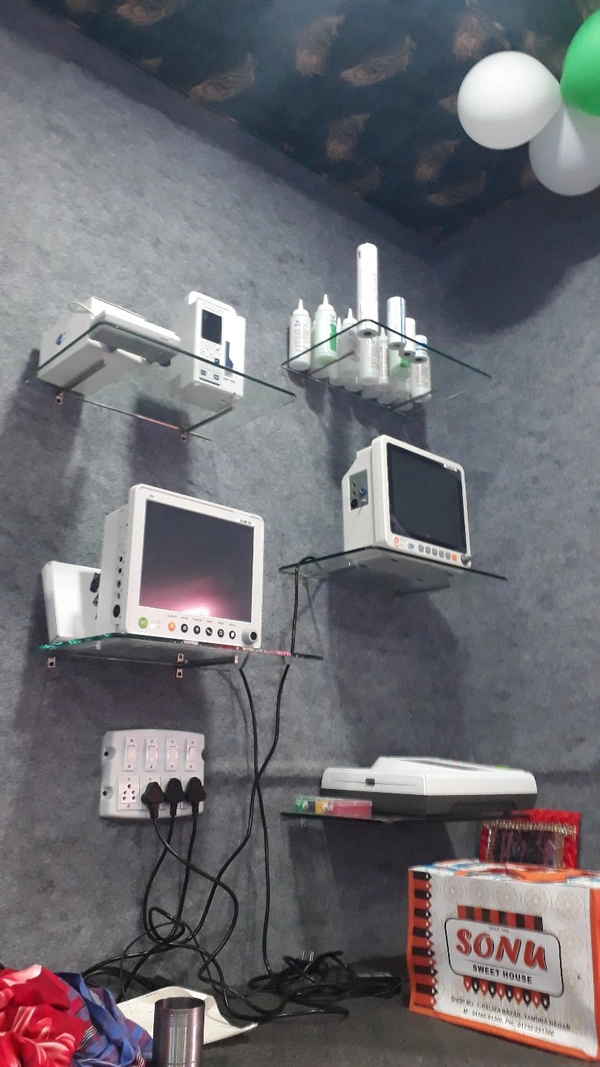 Multi Para Monitor / ECG Machine/CTG