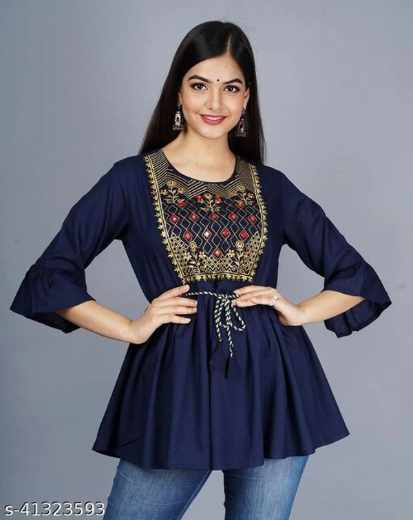 Trendy Ravishing Women Tops & Tunics - Red, XXL