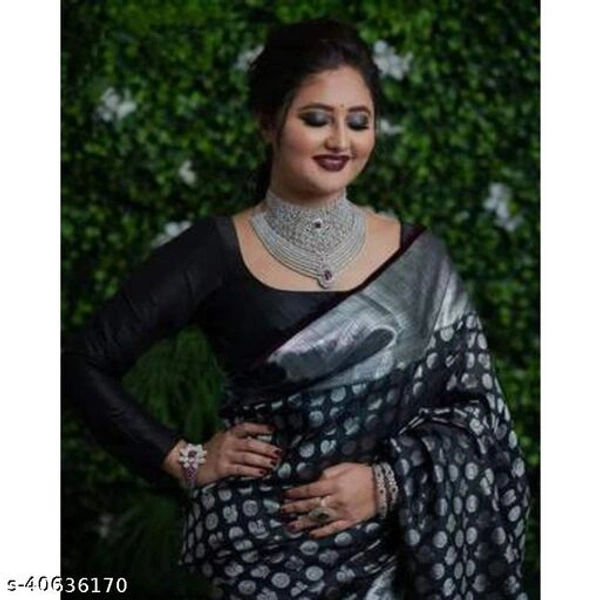 *Aakarsha Graceful Sarees* - Dark Green