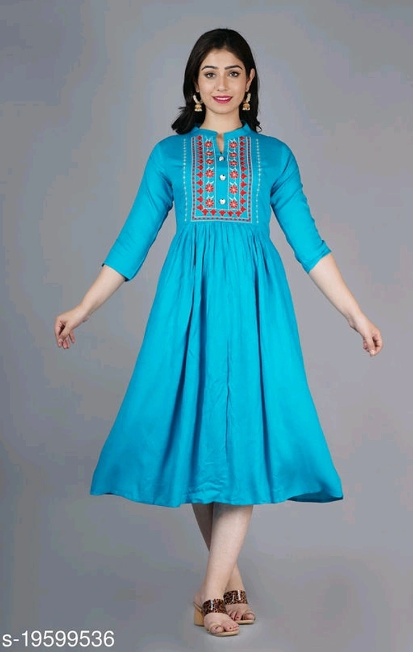 Catalog Name:*Kashvi Sensational Kurtis* - Pink, S