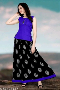 Classy Partywear Women Ethnic Skirts and Tops - Green, M