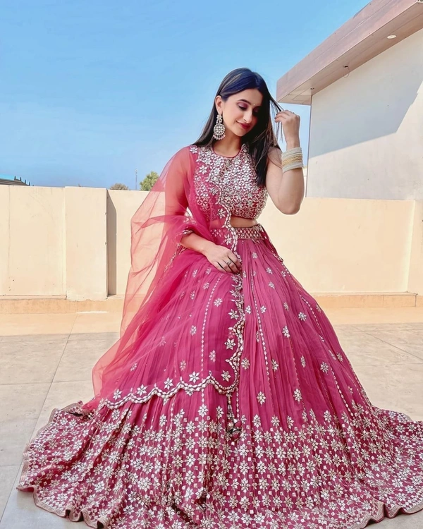 Name              :- 🌟 * Function special* Lehengha choli with Dupata(AM) - Free size