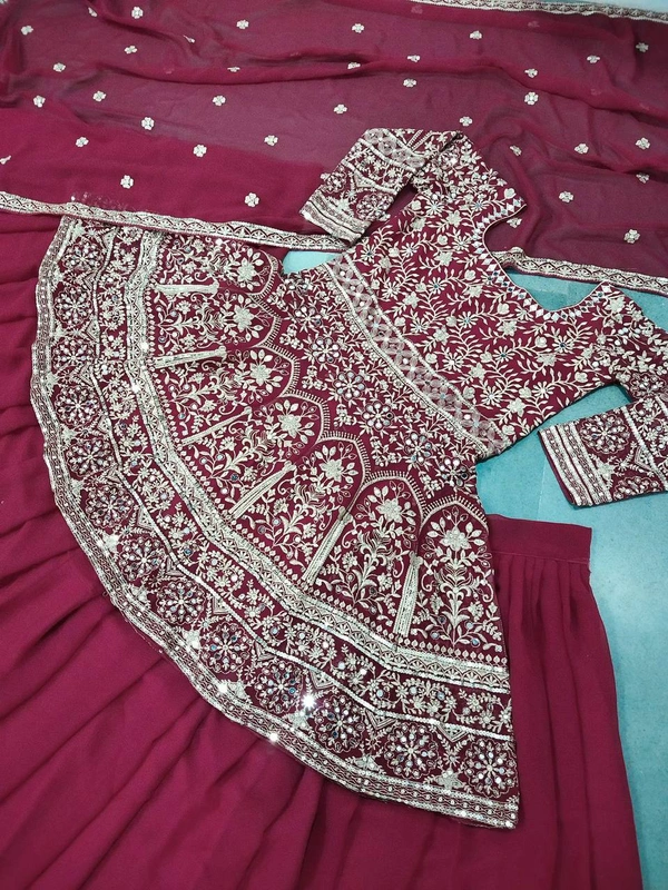 👉👗💥*LAUNCHING NEW ĐĚSIGNER PARTY WEAR LOOK NEW SHARARA PLAZO WITH HEAVY EMBROIDERY SEQUENCE WORK *💥👗👌🎊🎊(AM) - Free Size, Black