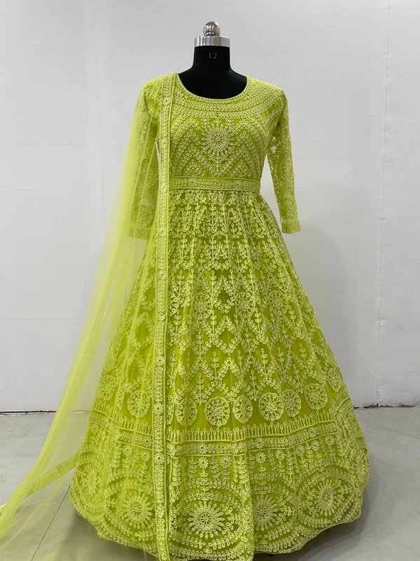 (Am)   *👗GOWN👗* - Free Size