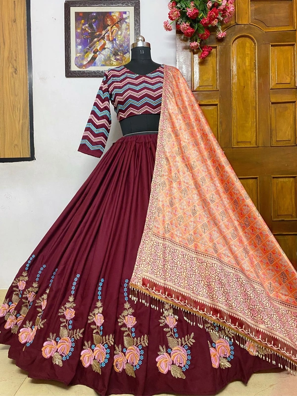 LC 693(am)❤️PRESENTING NEW DESIGNER EMBROIDERED LAHENGA CHOLI❤️ - Free Size