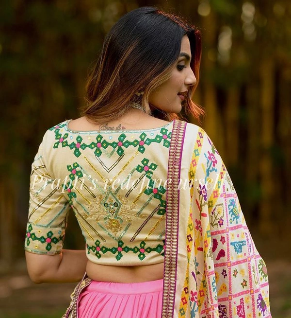 LC 700 ❤️PRESENTING NEW DESIGNER PRINTED LAHENGA CHOLI❤️(Am) - Free Size