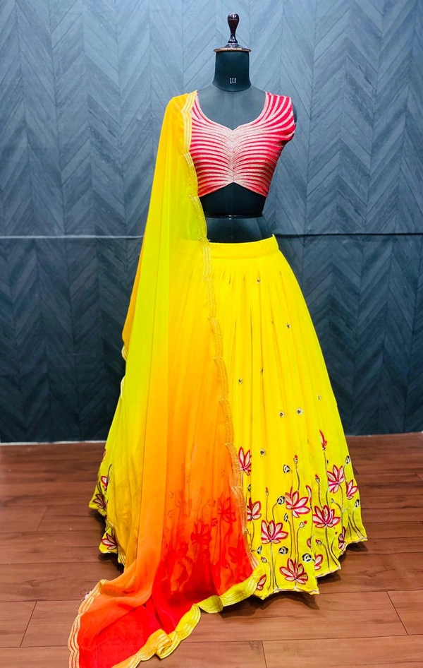 💥💕*Presenting New Wedding Collection Lehenga Choli  With Heavy Shine Emrodery Work*👌💕(am) - Free Size