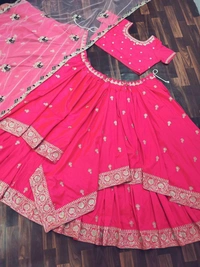 🧚‍♀️💕*PRESENTING NEW HEVVY TAFETA SILK LAHENGA CHOLI WITH DAIMOND CUTE LANGHA CHOLI WITH 4 MITTER FLAIR*💕🧚‍♀️