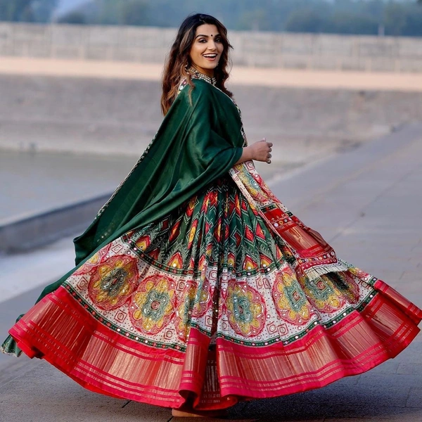 LC 597❤️PRESENTING NEW DESIGNER PRINTED LAHENGA CHOLI❤️(am)