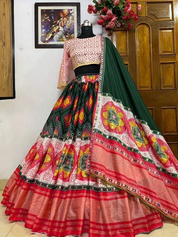 LC 597❤️PRESENTING NEW DESIGNER PRINTED LAHENGA CHOLI❤️(am)