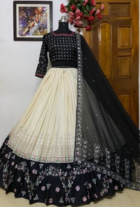 LC 671❤️PRESENTING NEW DESIGNER PRINTED LAHENGA CHOLI❤️(am)