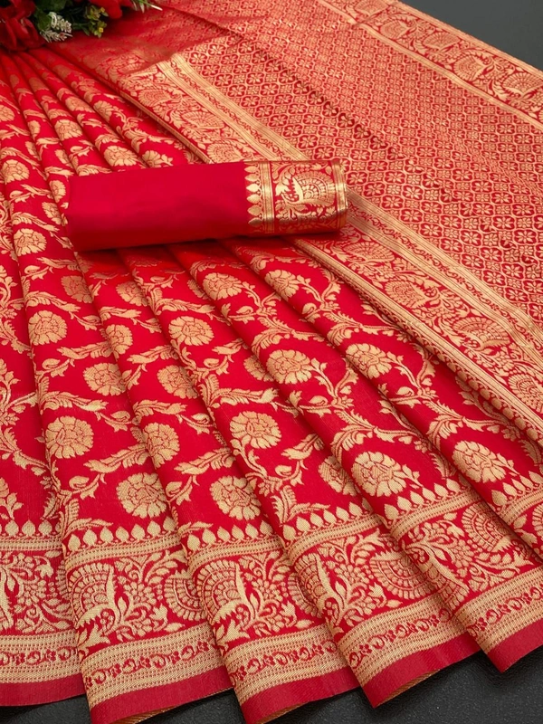 🔥 *Presenting Enchanting Yet Breathable Organic Banarasi Sarees For Intimate And Big Fat Indian Weddings, That Are Light On Your Skin And Uplift Your Wedding Shenanigans.*🔥(am)
