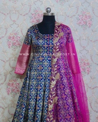 LC 730♥️ PRESENTING NEW DESIGNER PRINTED  ANARKALI GOWN ♥️(am)