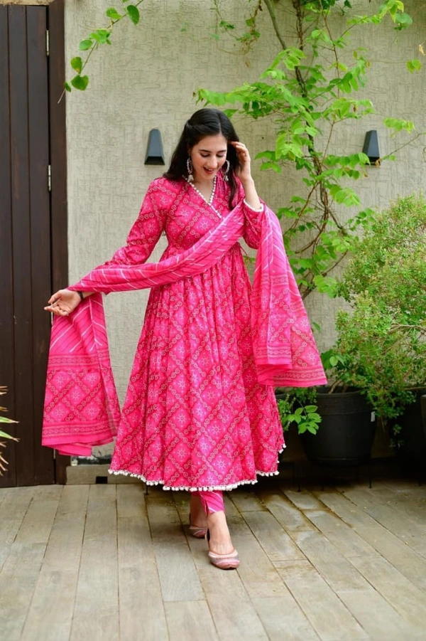 *LC 760*♥️ PRESENTING NEW DESIGNER  PRINTED ANARKALI GOWN ♥️(am) - Pink